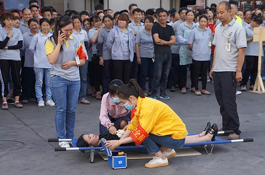 上海沪工2019年上半年消防演习现场